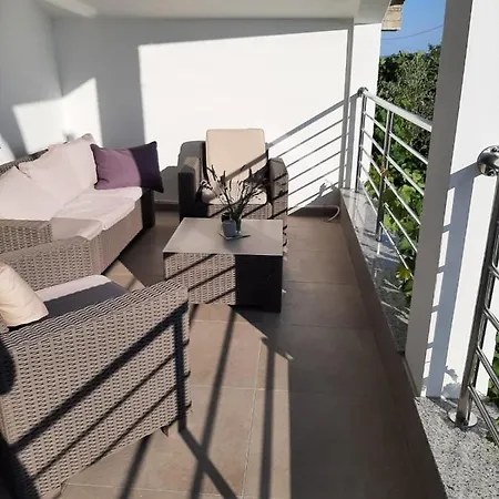 Apartment Fajen